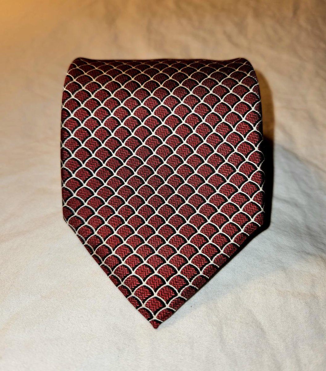 EbayBoostNow's tweet image. Dunhill Necktie Tie Mens Red Silver Black Geometric 100% Silk Made in Italy - RT

ebay.com/itm/1343795138…