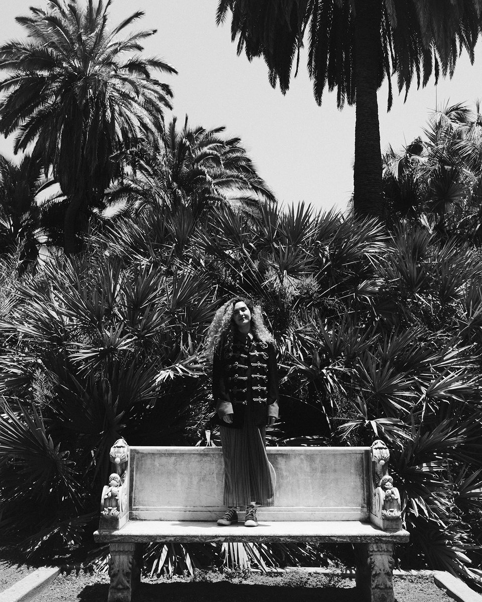 AndSance's tweet photo. This Thursday 03/23
I play oldtowne pub Pasadena Again
With Lipstick Red 💋
I go on LAST
$5 $5 $5 
I will also be selling coffee from my family’s coffee farm. 
Come get your coffee fixation from ME
Magic Beans!!! ✨💫🌹🧚‍♀️ https://t.co/xYFdhSWq2t