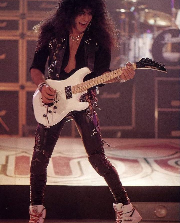 Happy Heavenly Bday Jeff Labar guitarrista de la banda Cinderella  