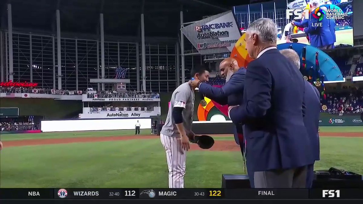 李政厚 フットガード WBC 2023 RT @MLBONFOX: Champions. 🏆🇯🇵 Team Japan wins the gold medal at