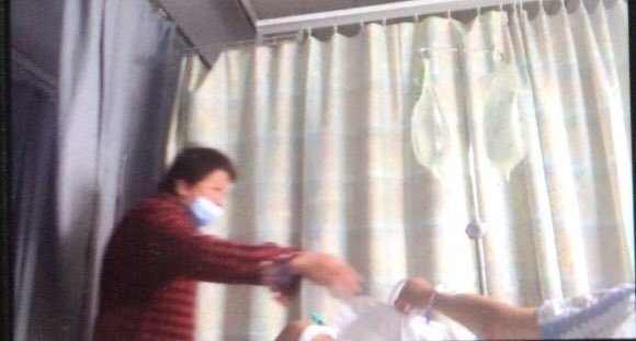clair0luvrz's tweet photo. my most favorite lolo &amp; lola in one frame. i love you both so much ! ♡ — cornelio &amp; editha https://t.co/Nr6y0OSRN9