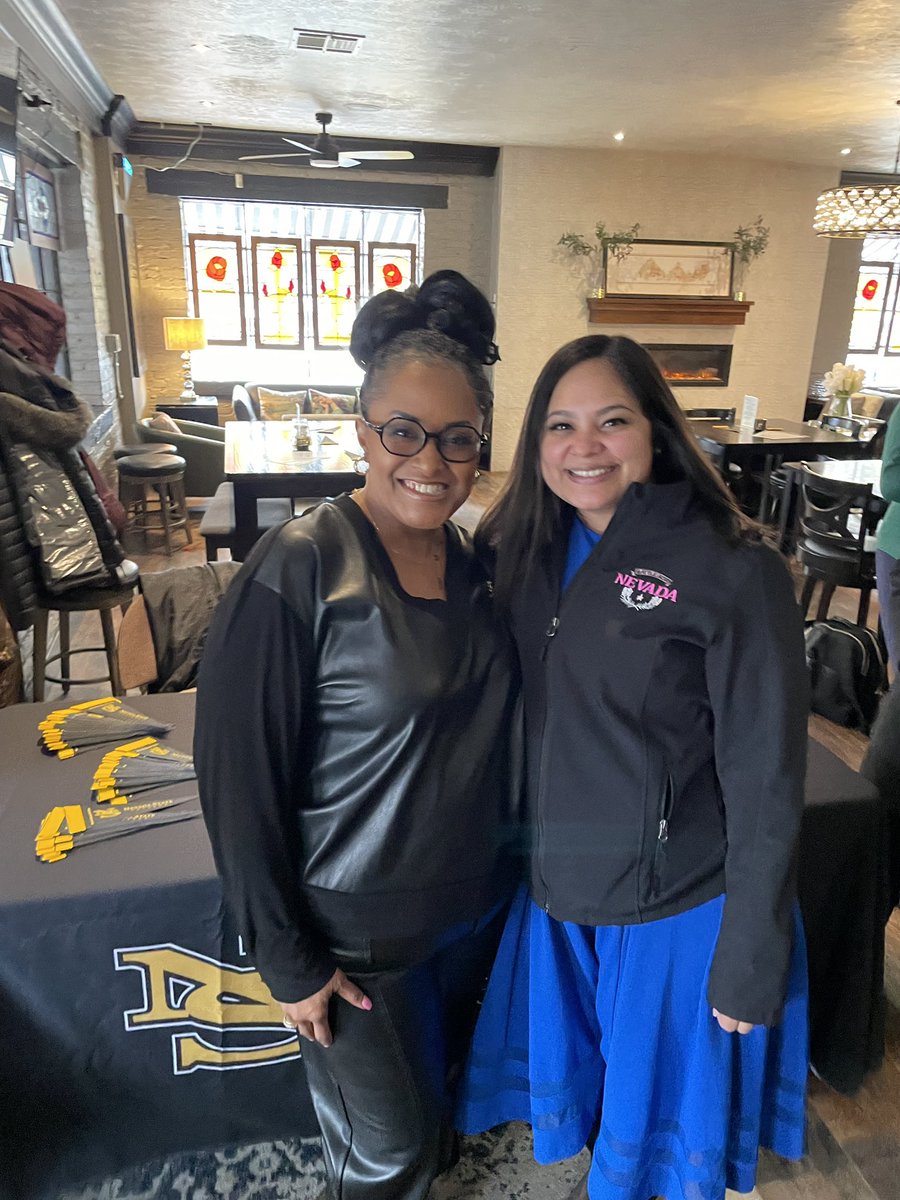 CeceliaGNV's tweet photo. Great evening supporting President @DrPollard_NS and @NevadaState this evening up here in Carson! Looking forward to all the work we will do together for higher ed. #NVLeg https://t.co/3eAesPRLWp