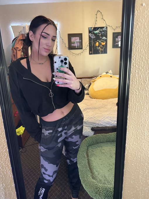 Felt cute https://t.co/FKAoLa9q7s