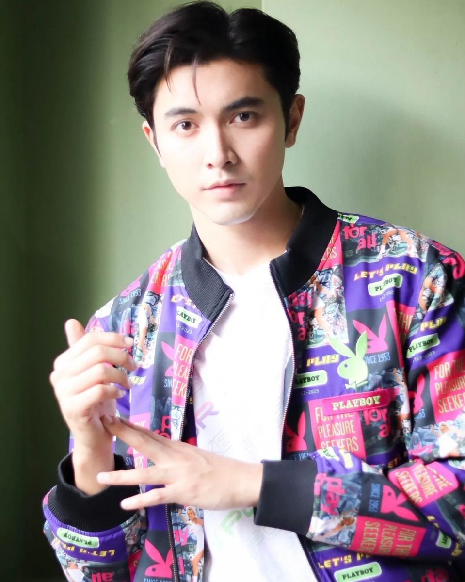 mookaew29122514's tweet photo. หล่ออออมากกก❤❤❤

#Repost @tnares 
Good  Morning ☀️☀️☀️
คอลเลคชั่น Playboy 70th Anniversary (Limited Edition)

#playboyfashionthailand #Playboy70thAnniversary
#pon_nawasch
#ภณณวัสน์
#กำลังใจของภณ https://t.co/NkH7F05XwI