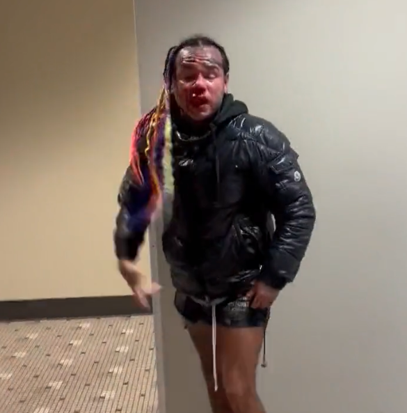 poptime's tweet photo. 🚨 AGORA: Rapper 6ix9ine é brutalmente espancado durante emboscada na Flórida. https://t.co/q28k6mubsg