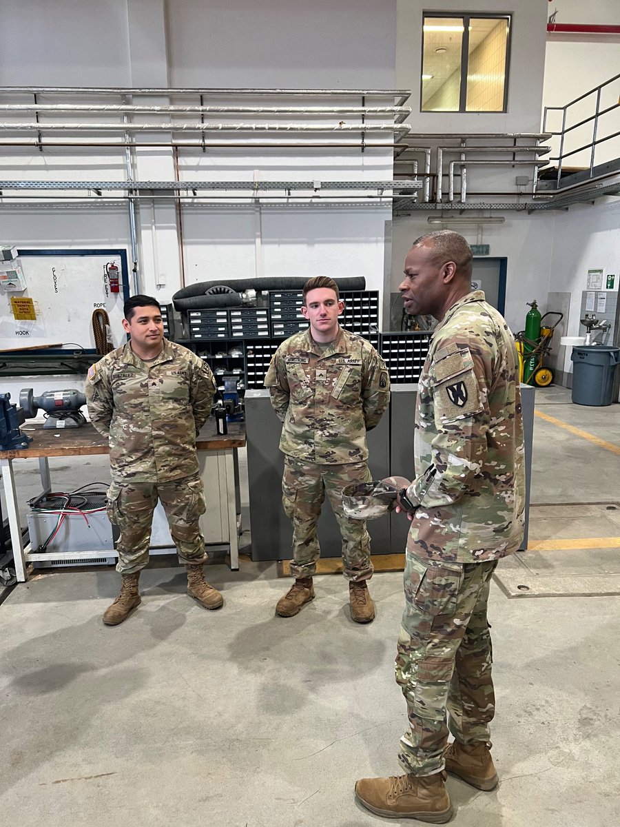 21stTSCCG's tweet photo. Great time in Vilseck/Graf with the 709th MP BN, 15th EN BN and 18th CSSB!!! Each unit displayed their high level of readiness during the Maintenance Terrain Walk. @21stTSC @USArmyEURAF @USArmyMPCorps @USAEnReg
#Team21
#FirstInSupport
#StrongerTogether
#BeAllYouCanBe https://t.co/hhy2Zmq8UV