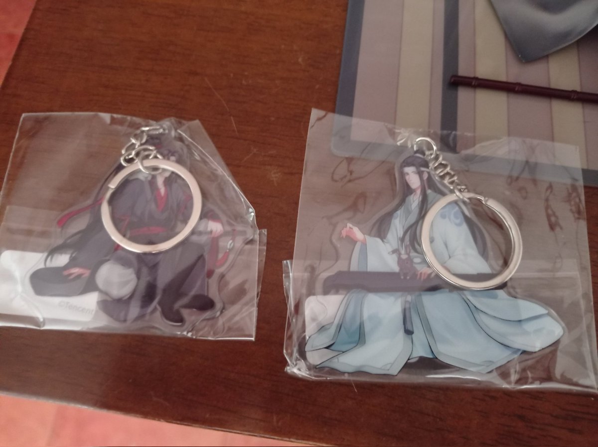 กระจกพกพา 180
เข็มกลัด 300 #ได้คู่
พวงกุญแจ 300 #ได้คู่
**เหมา 650 ส่งฟรี!!**

#ตลาดนัดปรามาจารย์ #ตลาดนัดป๋อจ้าน #หวังอี้ป๋อ王一博WangYibo #ตลาดนัดปรามาจารย์ลัทธิมาร #ตลาดนัดปรมจ #ตลาดนัดรวมด้อมอนิเมะ