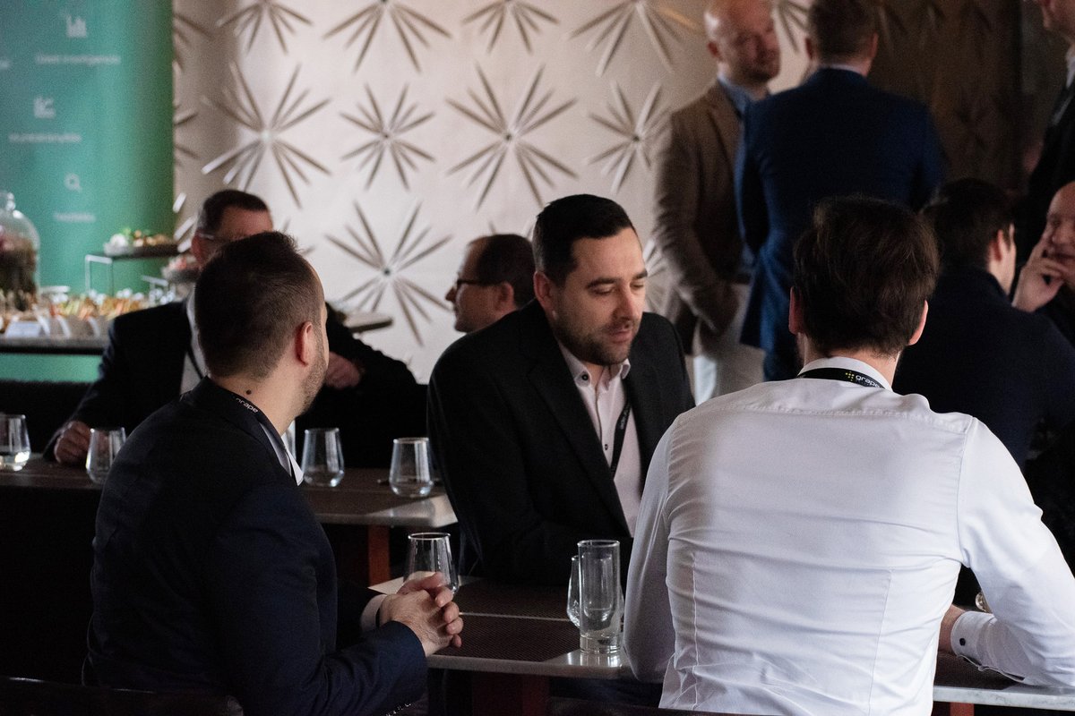 Grape_Solutions's tweet image. We&apos;ve just kicked off our &apos;Energy Crisis and Energy Management&apos; business breakfast on the Spoon boat, next to the Chain Bridge. Soon we will continue with panel discussions. 😊