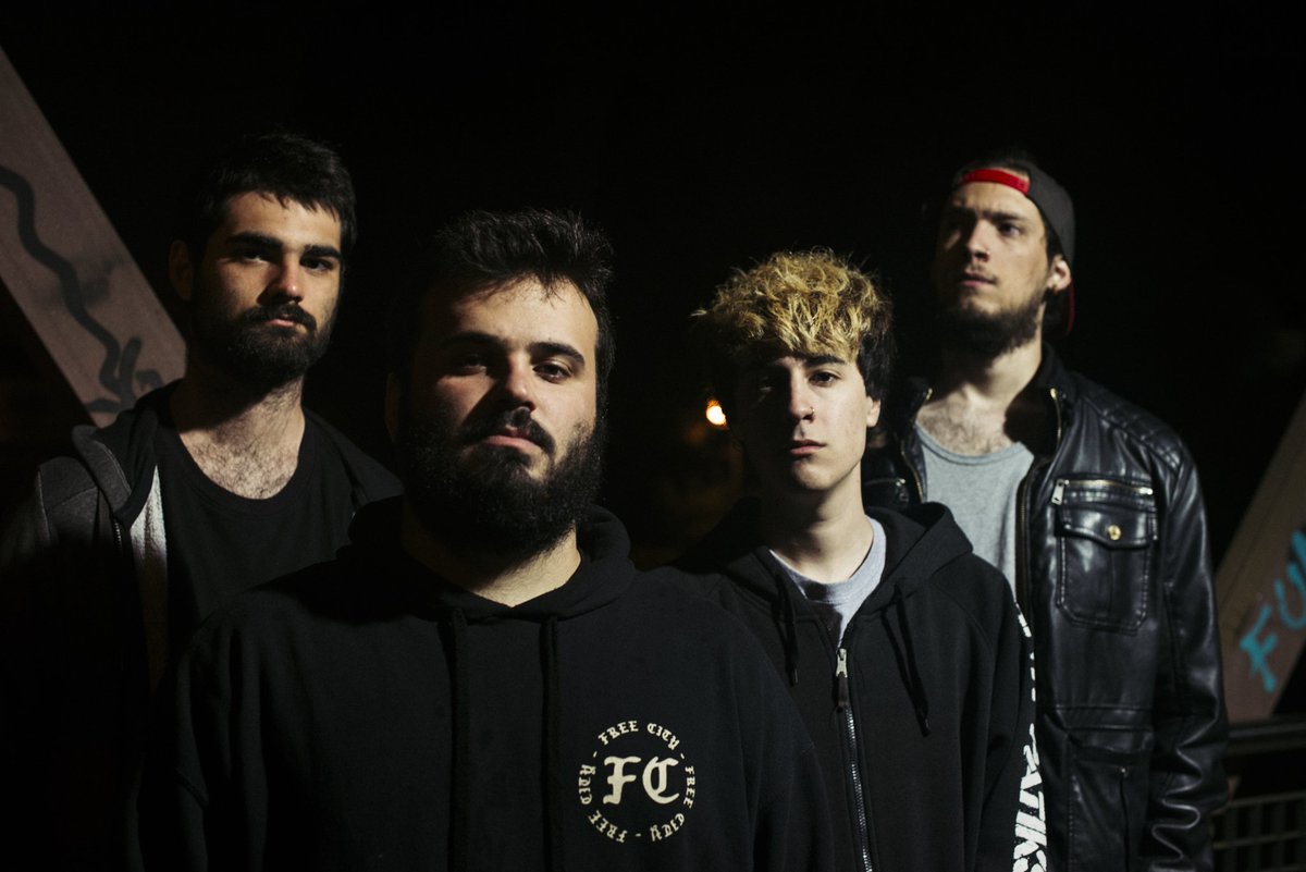 InSomniFestival's tweet photo. 📣 Barcelona, Tarragona, Lleida i Girona acullen 10 concerts del 20è Aniversari de l'@InSomniFestival 
amb els grups #TheCapaces #LosValientes  #TheFox196 #Distopic #GürtelClub #TheJodes
#SonicBeast +informació ⬆️  @SEGREcom @diaridtarragona @ComarquesPonent @ElGerio @TimeOutBCN https://t.co/wT5OgNeCE0