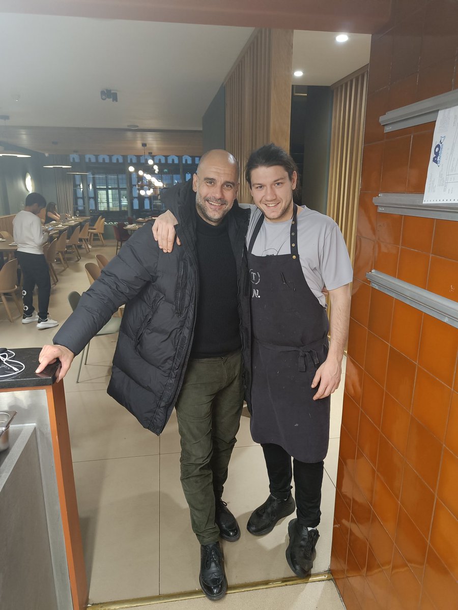 Últim servei a <a href="/TastCatala/">Tast Catala</a>. Agaïr a tothom qui ha fet possible aquest camí. Amb el més gran <a href="/PepTeam/">PepTeam</a>