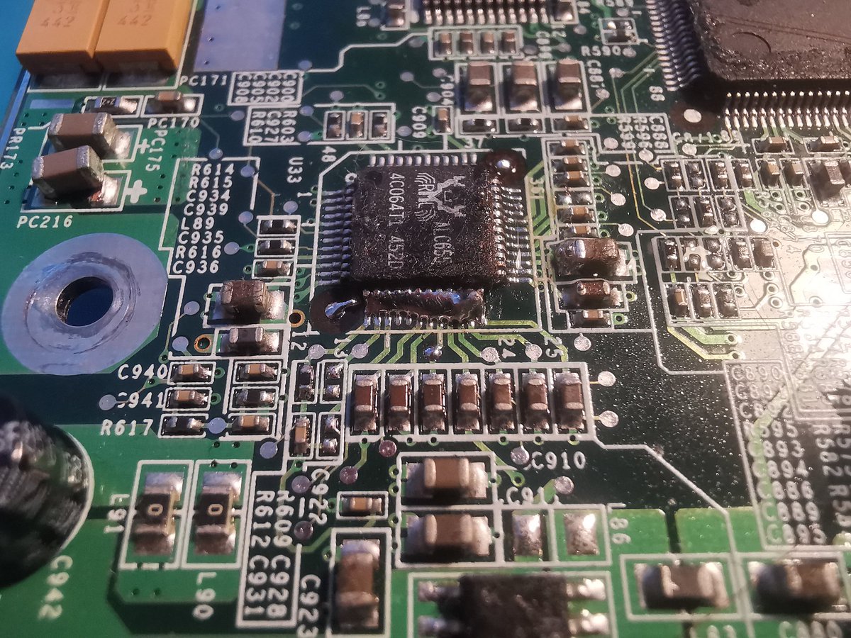 damagechi's tweet image. Getting something expensive today, feeling nervous installing it so time to practice