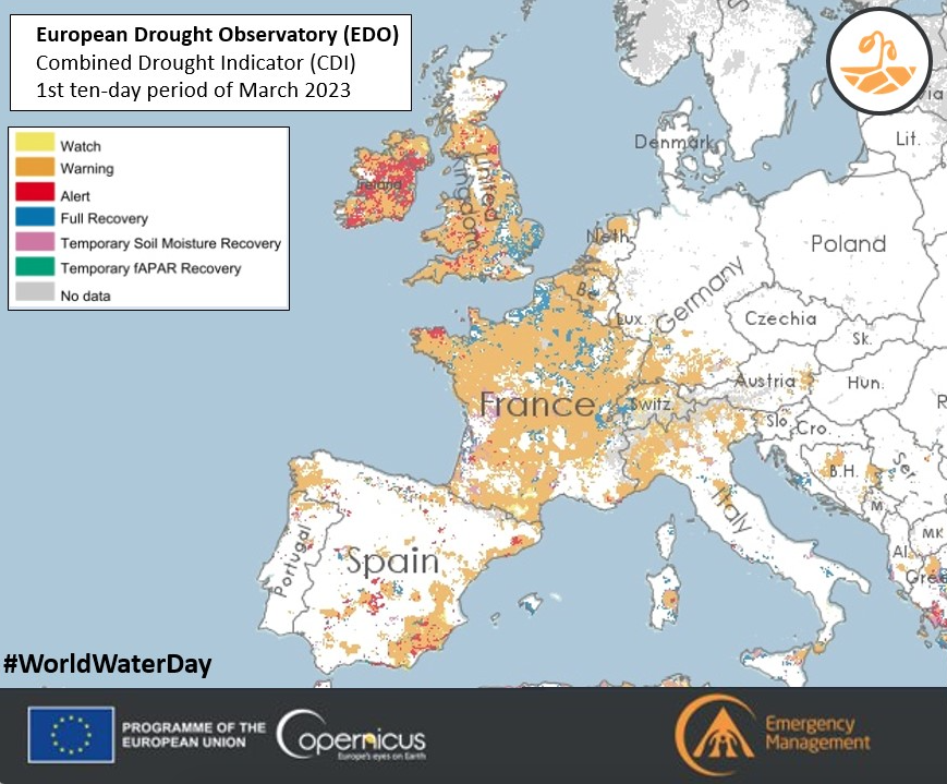 CopernicusEMS's tweet photo. Today is #WorldWaterDay❗️

#CEMS products and services support monitoring of the complete hydrological cycle♻️

➡Example: using our European Drought Observatory #EDO map viewer, you can look into the areas of Europe affected by #drought🚱 episodes

More: https://t.co/tKa04fkyMP https://t.co/UQbk5S08j8