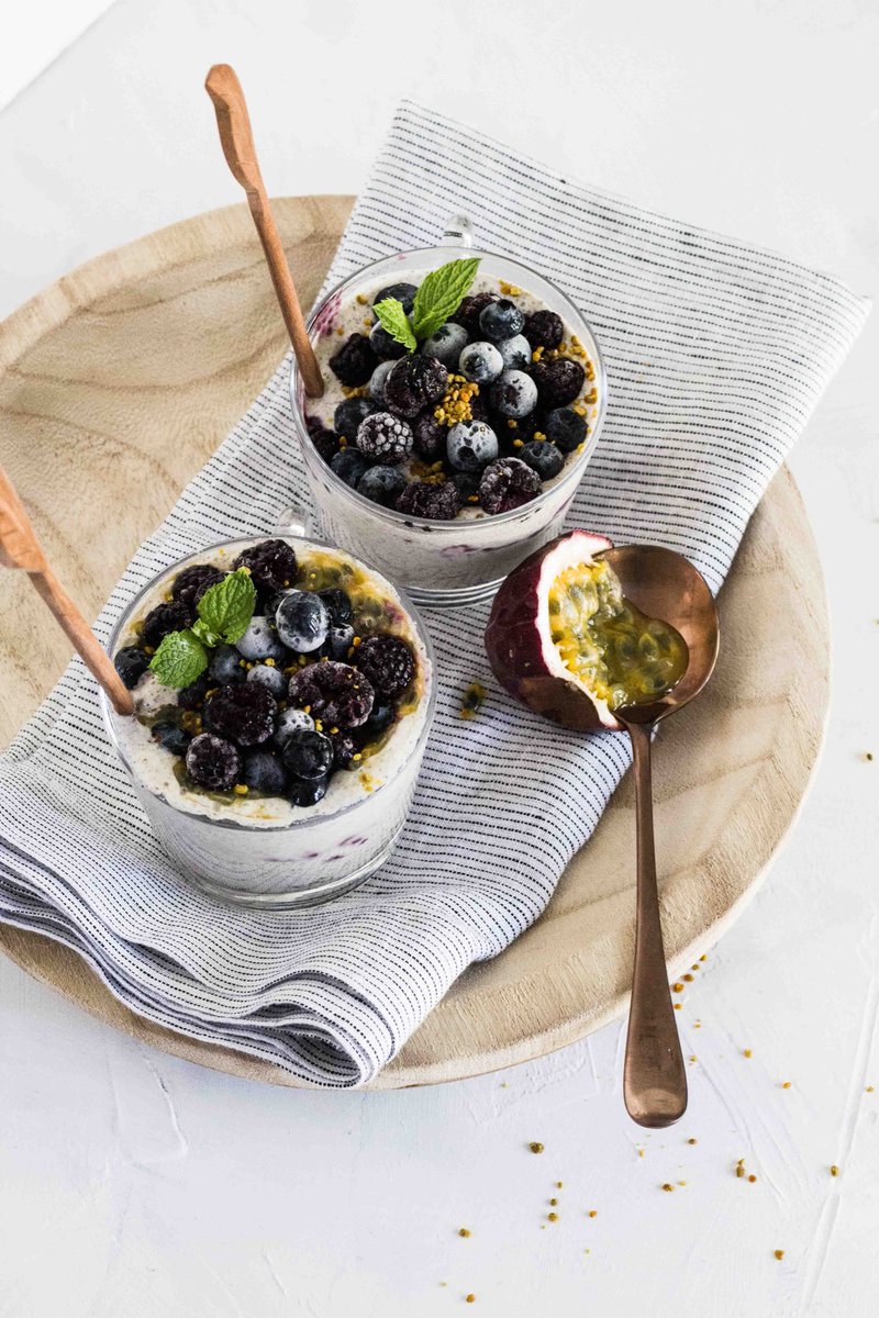 Good morning you lovely lot. Wishing you a wonderful Wednesday.

How about Chia and Blueberry Pudding for #breakfast 
#nutritionaltherapist #menopausenutrition #womenshealth #nutritionist #hormones #midlifewomen #womenover40 
mealgarden.com/recipe/dr-hyma…