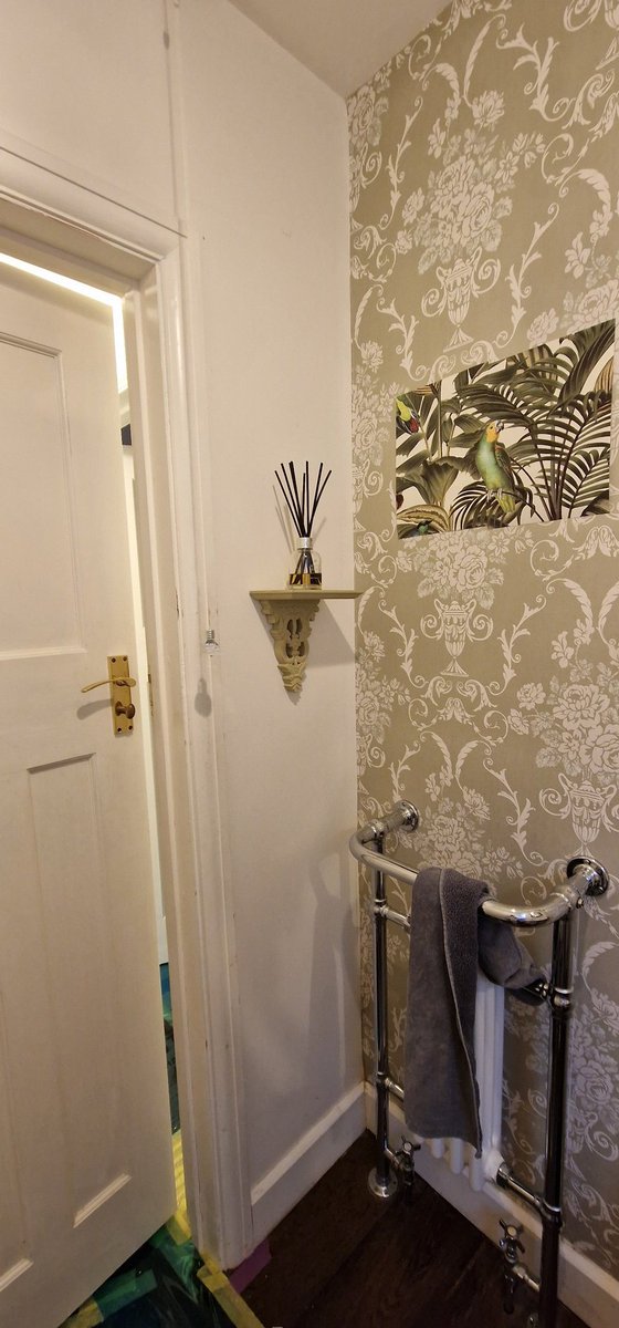 otmdecorating's tweet photo. Cloakroom transformed 😎

Walls in @Tikkurila_UK optiva 20
Woodwork in Isolac aqua eggshell 
Wallpaper supplied by @Brewerspaints https://t.co/G8jMckGAwR