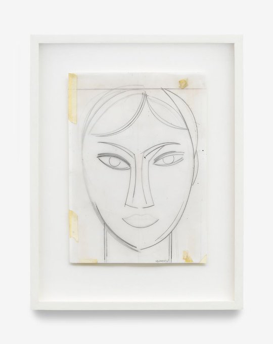 Paris Paris tweet media