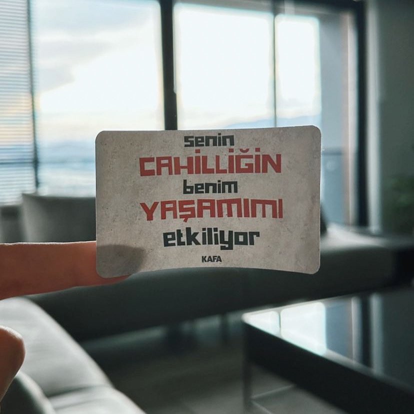“Senin cahilliğin benim yaşamımı etkiliyor” 😐

Çıkartma #mart sayısında derginizin içerisinde 😎