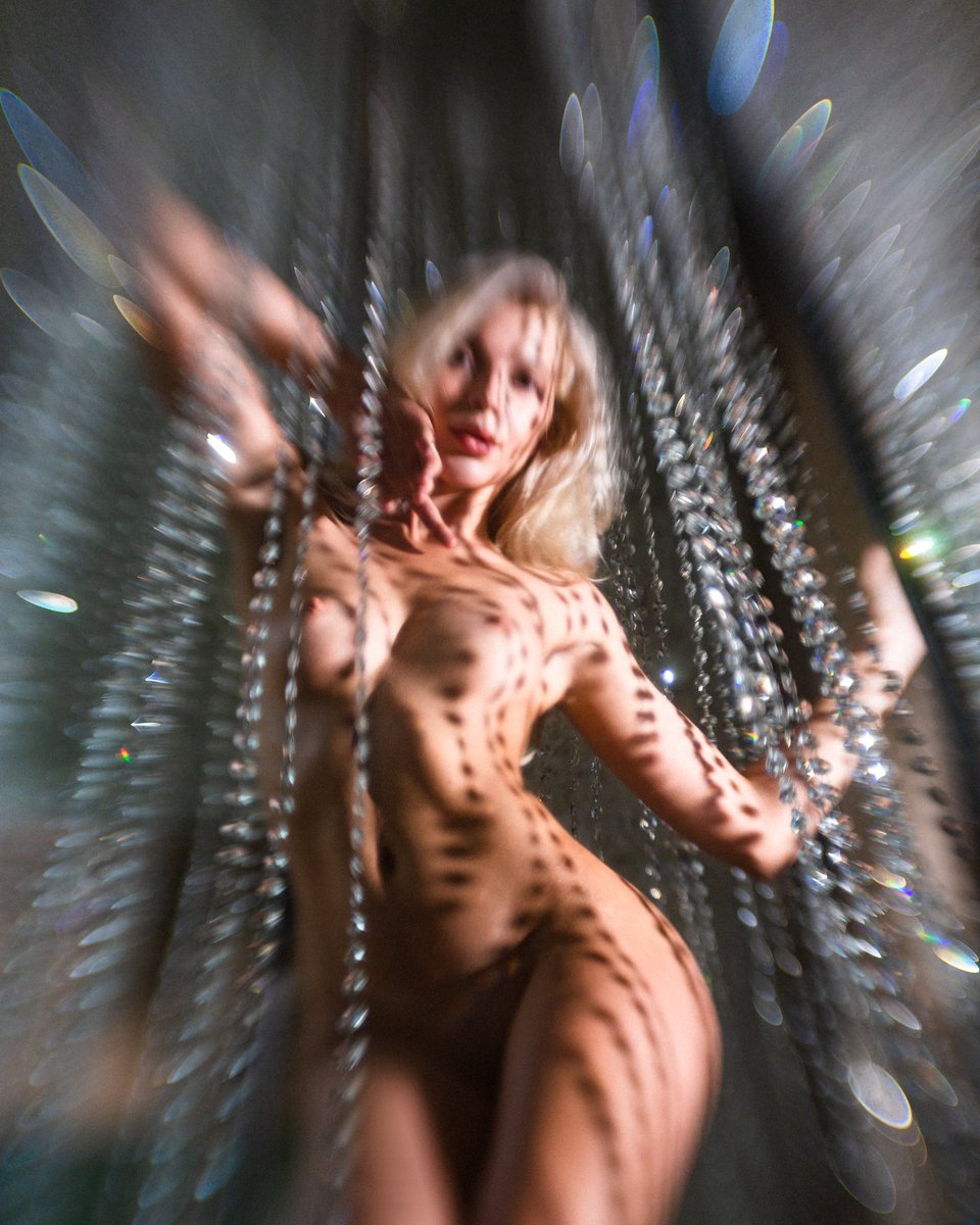 <a href="/Parafinas1/">NunoCostaPT.eth 🇵🇹🚀🌕NFT.NYC 2023/24/25 Artist</a> Collection Pleasure Glow on FND
