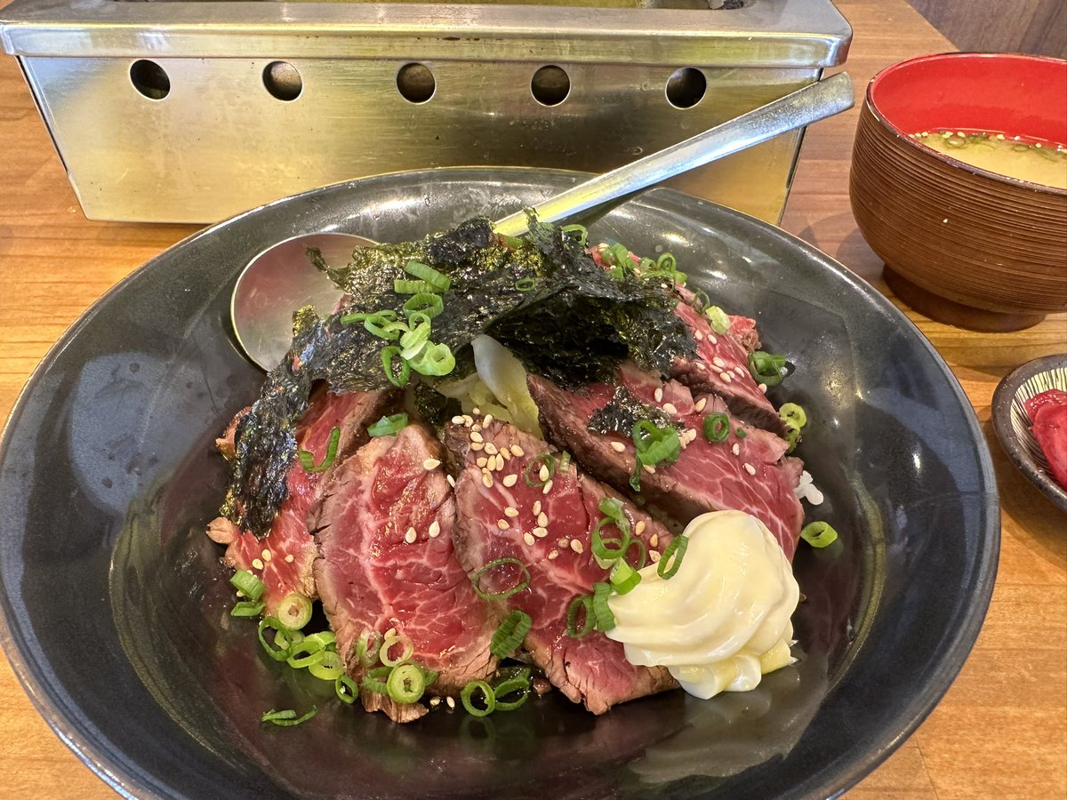 ちょっと遅めの祝い🍖
飯テロじゃー！！😁
レアハラミ
#飯テロ