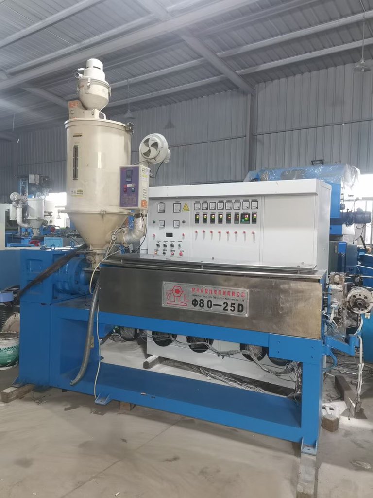 your_ding's tweet image. #PvcExtruder #CableMakingMachine #PvcExtrusionMachine 
Refurbished a set of high-speed 80 extruder for sale.
contact me：yued210@gmail.com