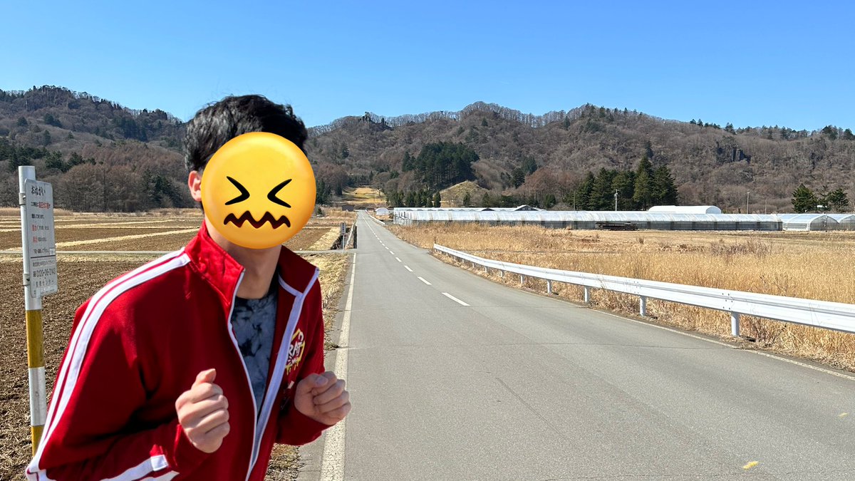 EleMas_Akr's tweet photo. I have no choice but to take photo 😇😇😇 ㅋㅋㅋㅋㅋ 사진이나 찍고 갑시다 에휴 #enterbaelz #stillnotbaebday https://t.co/OE988zuazx