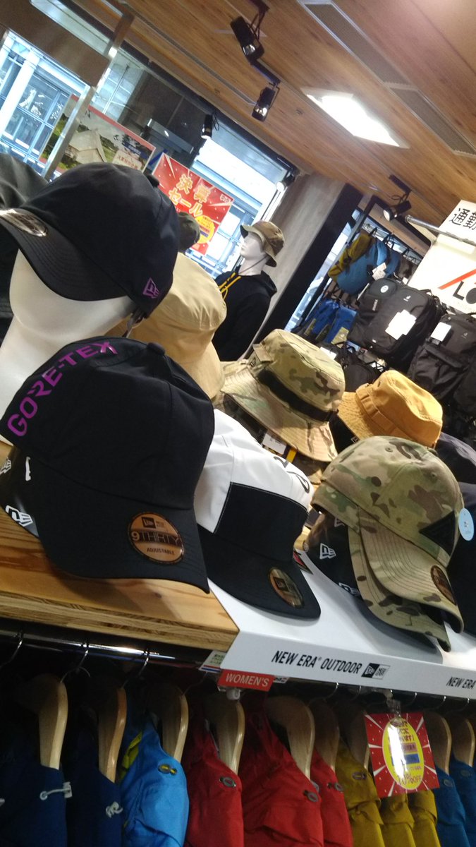 mt_shop_lodge's tweet photo. #NEWERAOUTDOOR の 帽子、色形いろいろ

#つばがLONGVISORタイプ
#ゴアテックス仕様のキャップ
#紫外線抗菌機能付きハット
他

お好きな帽子、似合う帽子、見つけて見てくださいね

#LINEお友達登録お願いします
#ロッジ大阪
ロッジオフィシャルサイトもご覧下さい   https://t.co/hkcjKcxzsW https://t.co/X7esHX3BK1