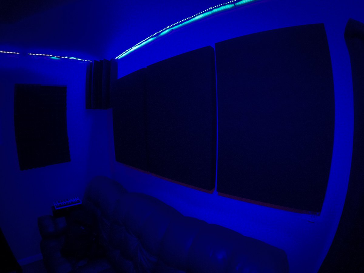zerk_music's tweet photo. Acoustic Panels going up on the back wall at the studio. https://t.co/lLQYpMHfWb