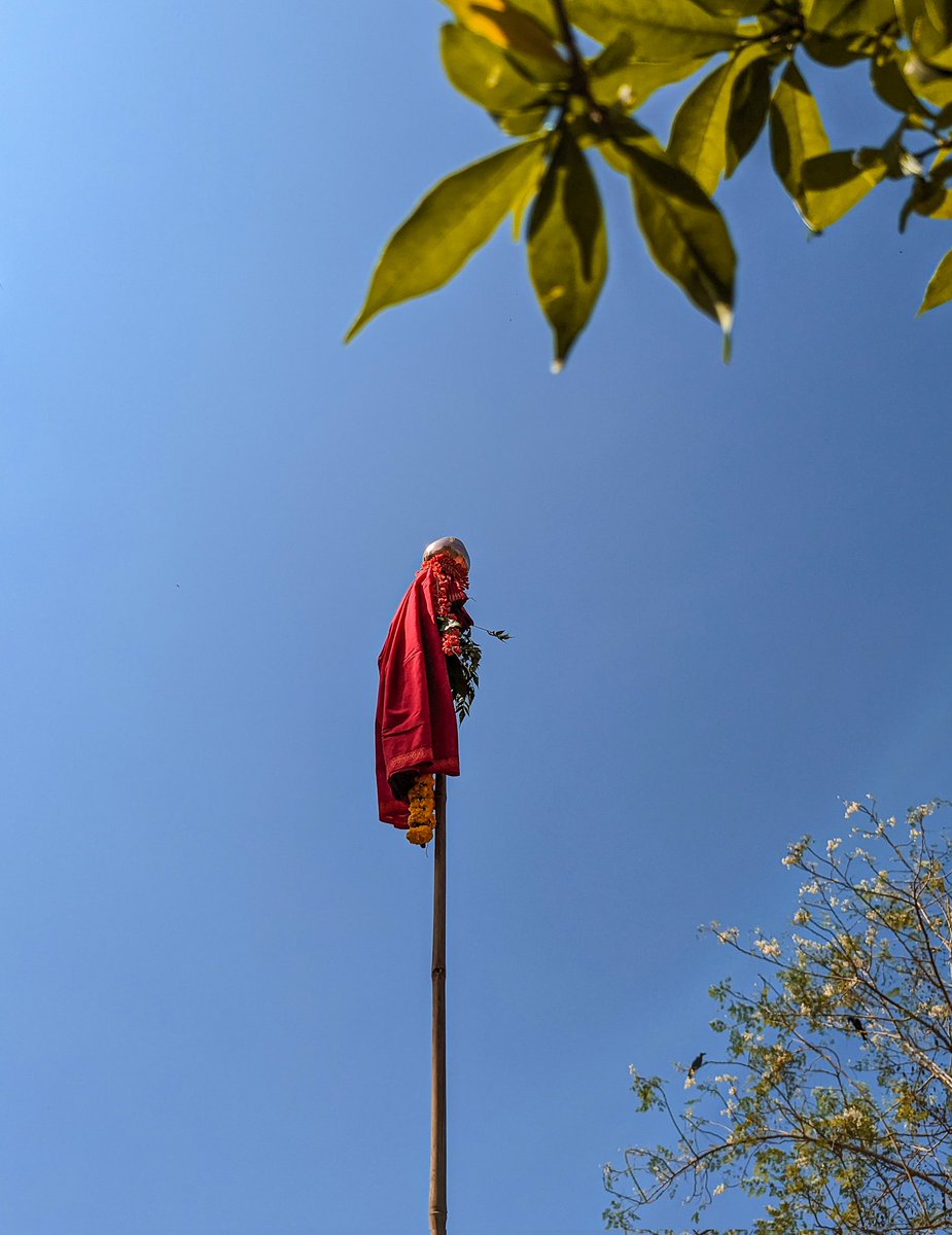 Nusta_Confused's tweet photo. येवची समृद्धी आंगणांत, वाडचो आनंद जिवनांत,
संवसार पाडव्याच्या आगमनांत, बाळगुया मोग-मोयपास मनांत!
.
#gudipadva #gudipadwa2023 #HinduNewYear #HinduNavVarsh #festival #goa https://t.co/tfeInSLpa4