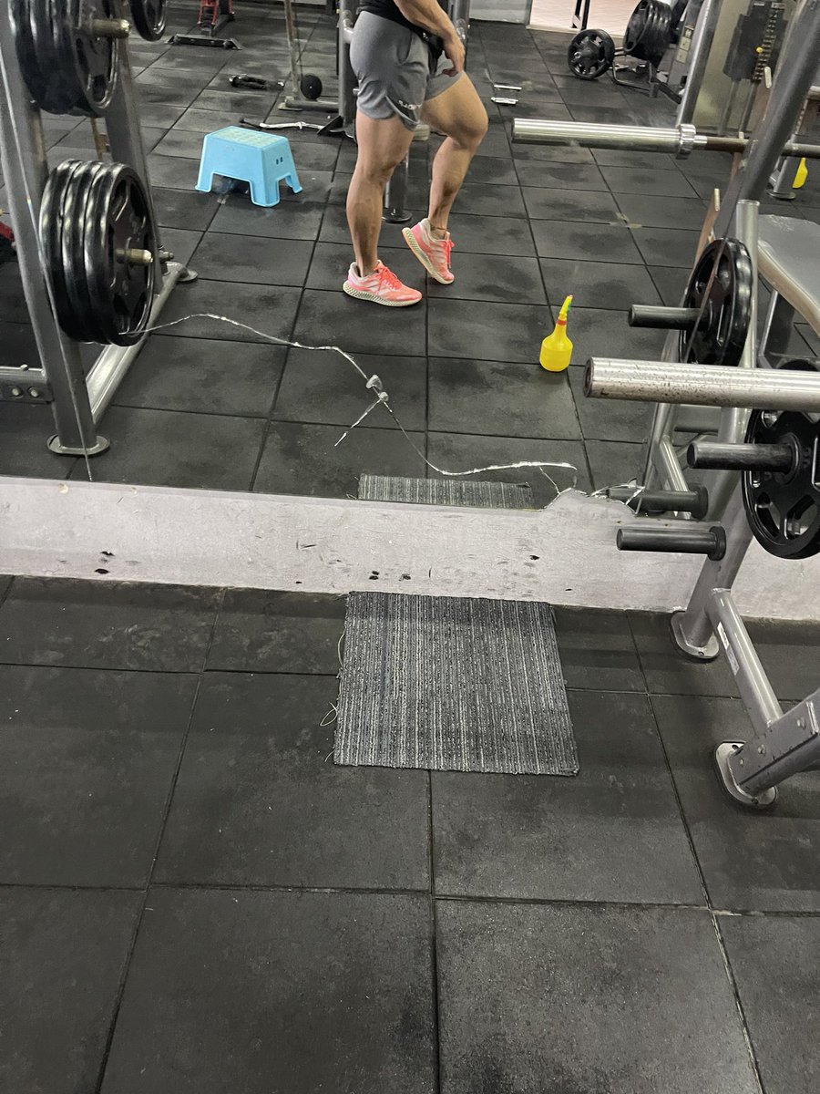 男人不可以有翘臀？