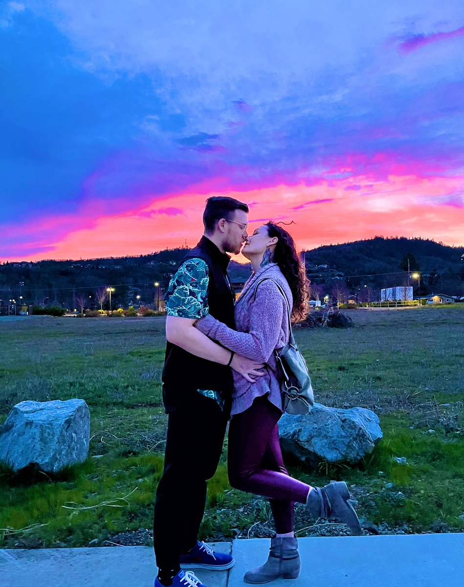 charles69me's tweet photo. Happy birthday baby, I love you ๐ #filternofilter https://t.co/7ScuYUiJ8G
