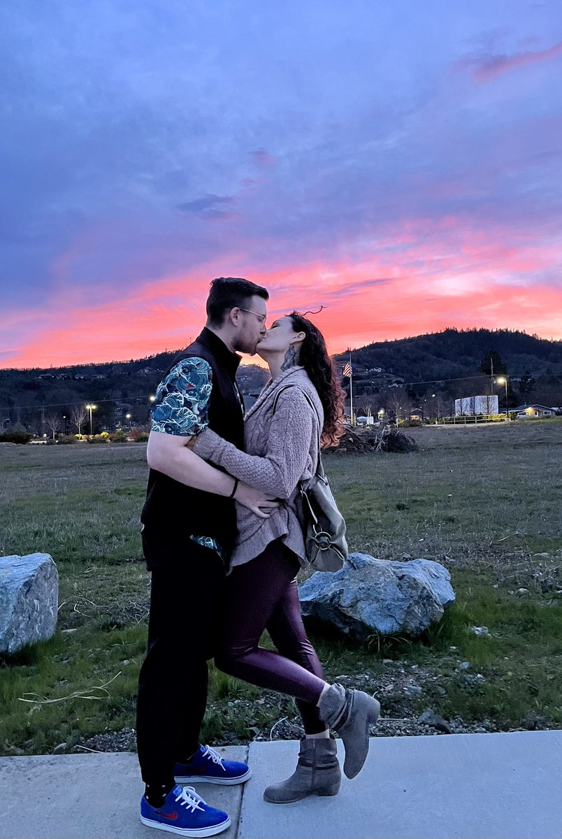 charles69me's tweet photo. Happy birthday baby, I love you ๐ #filternofilter https://t.co/7ScuYUiJ8G