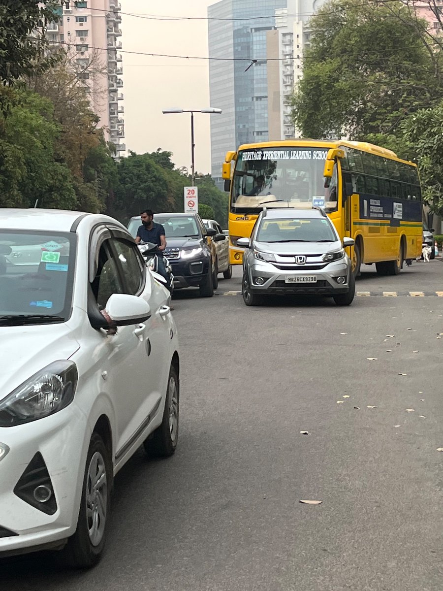 lavtotalk's tweet photo. #SaveGurgaon #GDMA #Gurgaon #earthquake  
- prostitution rink
- no housing
- Every road has a slum or #banjaramarket
- schools have no parking or safe passage
- Liquor on roads but clubs are raided
- always locked in #jams
- no air to breathe https://t.co/houH2a1Bac