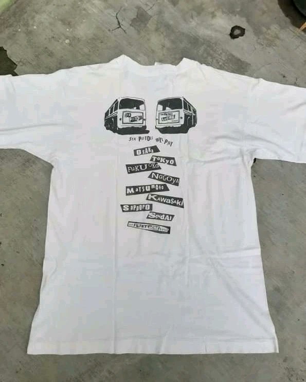 💰For Sale💰
.
Vintage 90s Sex Pistols japan tour 
.
Size Large
.
Perfect condition
.
Ready ship worldwide
.
Dm/Wa 082139721774

#dexaready 
#vintagesexpistolstshirt #vintagesexpistols #vintagepunk #prettyvacant #japantour #80spunk