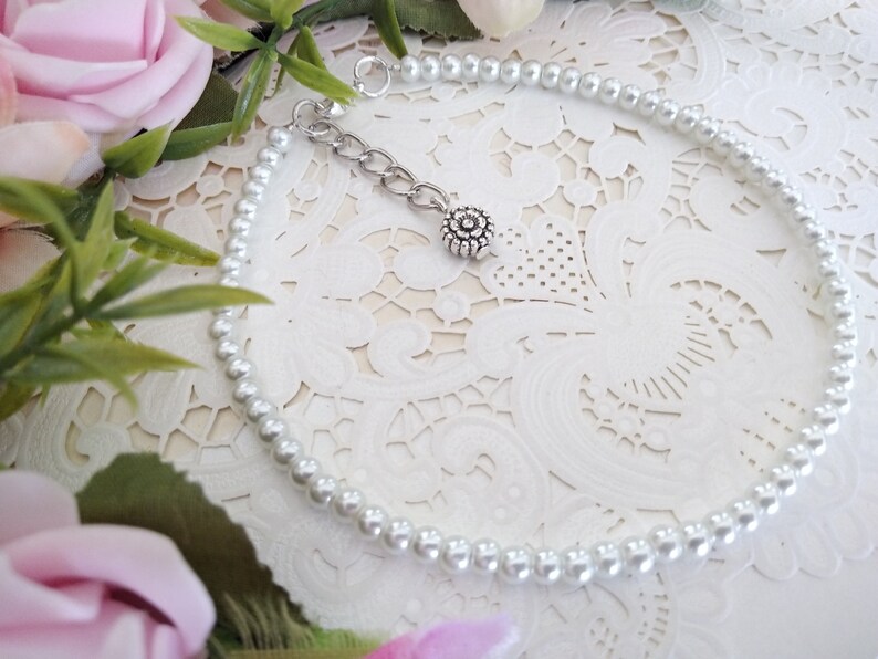 SL_Designs1's tweet image. Daisy Ankle Bracelet, Pearl Bridal Anklet, Pearl Wedding Jewelry, Bridesmaid Gift, Flower Jewelry etsy.me/3LHAzlq
@Etsy #etsyfinds #etsyshop #weddingday #weddings #engaged #SmallBiz #bridetobe #wedding #shoppingstar @BlazedRTs @SympathyRTs #Wednesdayvibe