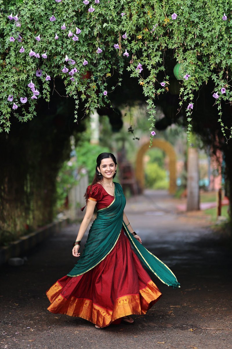 ShirleySetia's tweet photo. Happy Ugadi, Gudi Padwa and Chaitra Navratri everyone! May the festivities bring so much of happiness and success for all of us 💞 https://t.co/iYixq0yuln