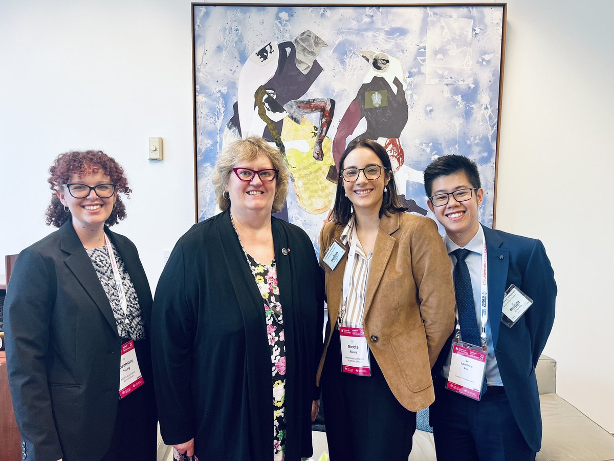 A pleasure to meet with <a href="/LindaWhiteAUS/">Senator Linda White</a> and her team for #smp2023. 

On the agenda for <a href="/RepHealthOz/">ReproductiveHealthAustralia</a> 🌏the role of reproduction in planetary health 
💼the impacts of insecure work on science 
❄️the complexities facing animal biobanking in Aus 

<a href="/ScienceAU/">Science & Technology Australia</a> #thanksscience