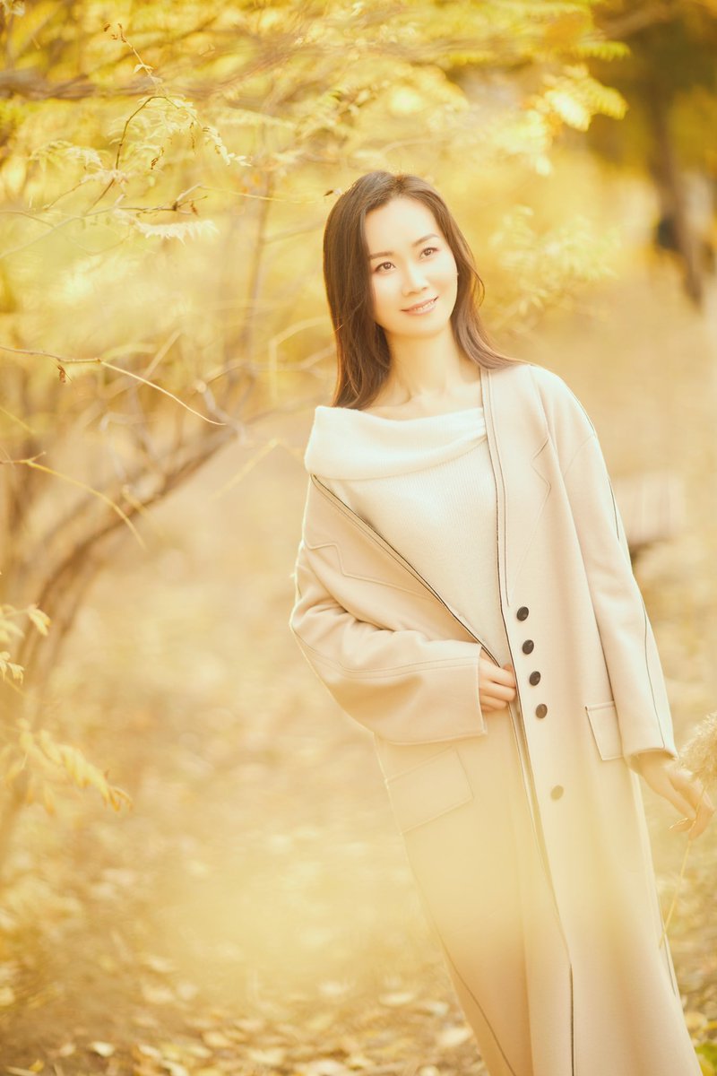 Susanzou7's tweet photo. Life is indeed very difficult, so that we are often powerless to resist, but we might as well change our mindset, a different mood, to reduce their own burden, for life to send a piece of candy. https://t.co/LukNz3Buuw