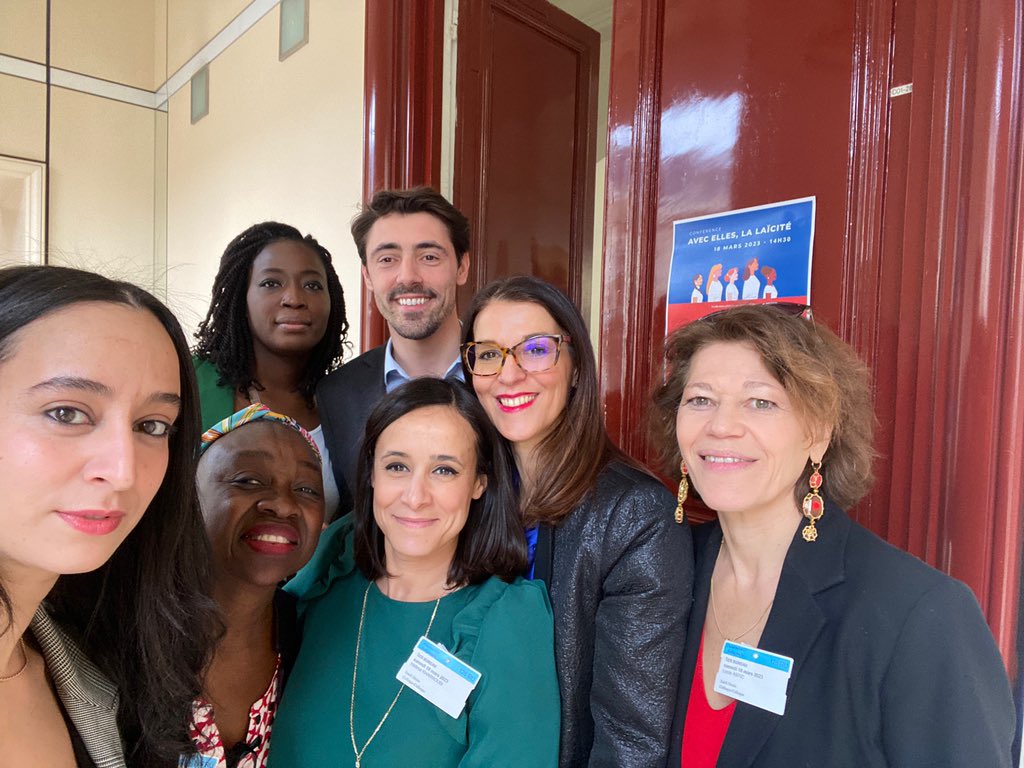 Avec @Alexis_IZARD et les @Femmes_Dem à l'Assemblée Nationale pour l'ouverture de la conférence '#AvecElles, la Laïcité'.

#Démocratie @FemDem_Est #LibertéÉgalitéFraternité #France🇫🇷 #DroitsdesFemmes #Ensemble #égalitéfemmeshommes #femmedemocrates