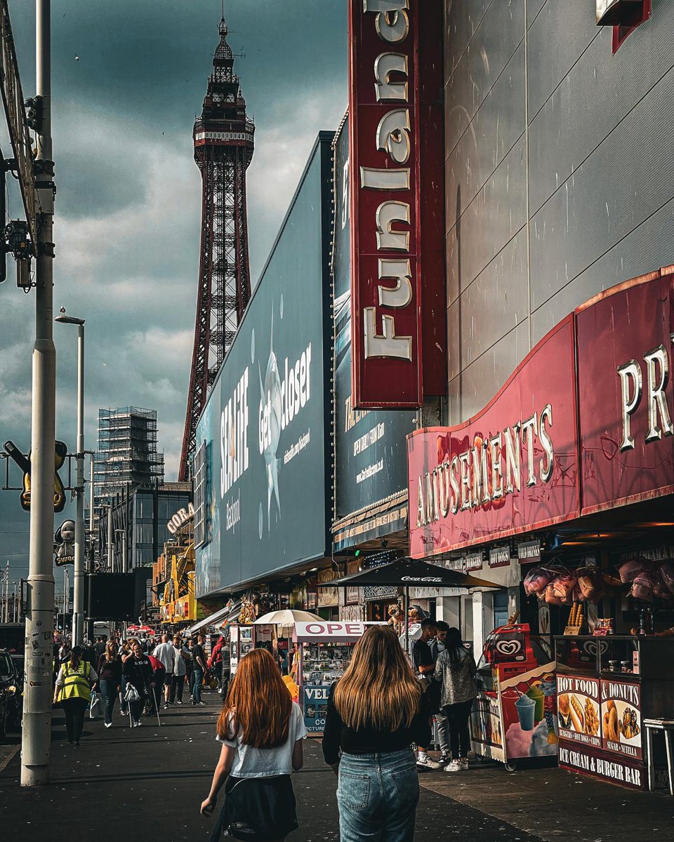 Introducing: #PicturingHighStreets, a free photography exhibition on tour until August!

The collection, captured by people across England, celebrates the country’s high streets: bit.ly/PicturingHighS… 

📸📍 Blackpool, Natalie Persoglio (1/6)