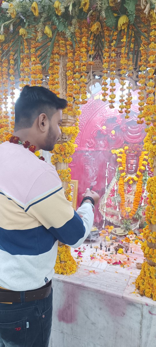 IN__Shubham's tweet photo. सुबह-सुबह लो श्री राम का नाम, पुरे होंगे बिगड़े अधूरे काम

जय श्री राम ❤️ https://t.co/qPNIs7REhc