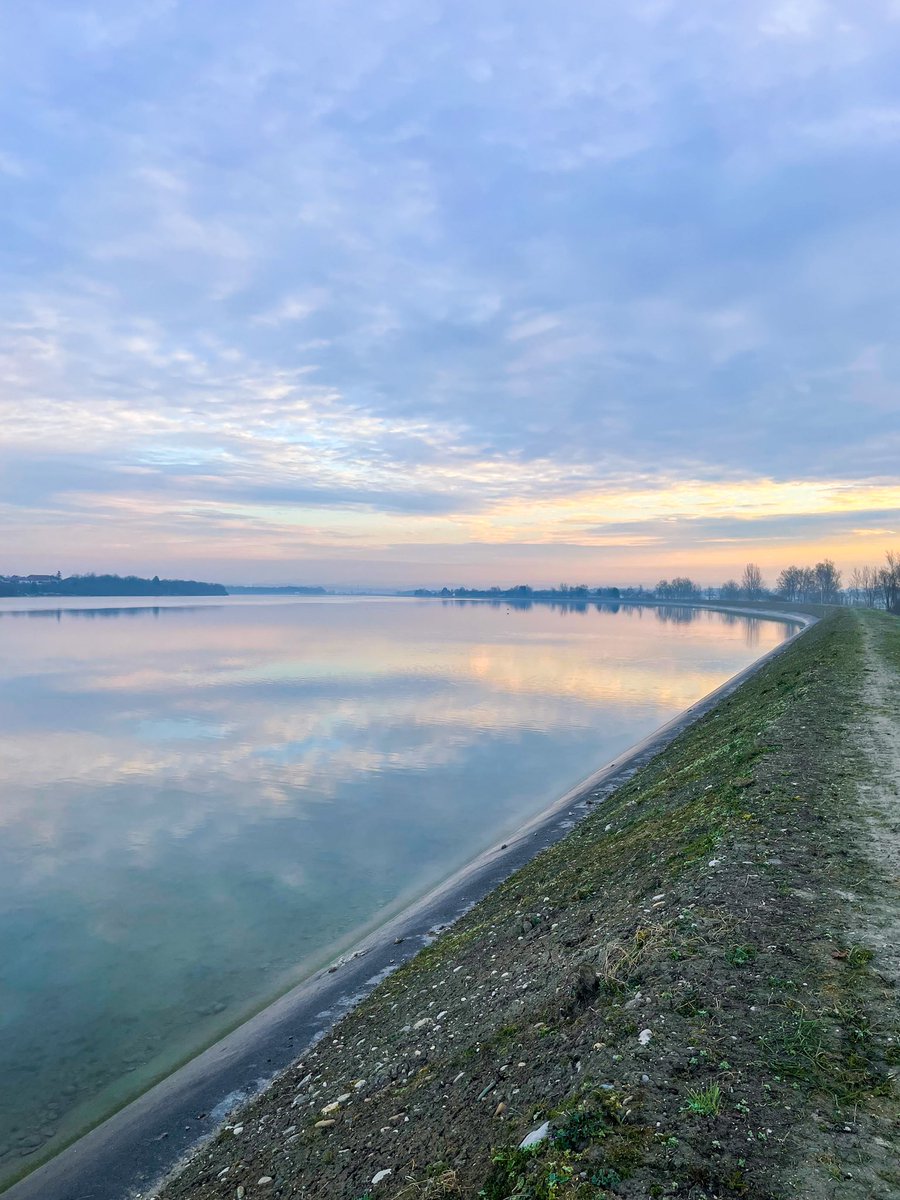 stbau's tweet photo. Morgenlaufen 🏃🏻‍♀️ @voestalpine #caresrun https://t.co/Um38bkwOqd