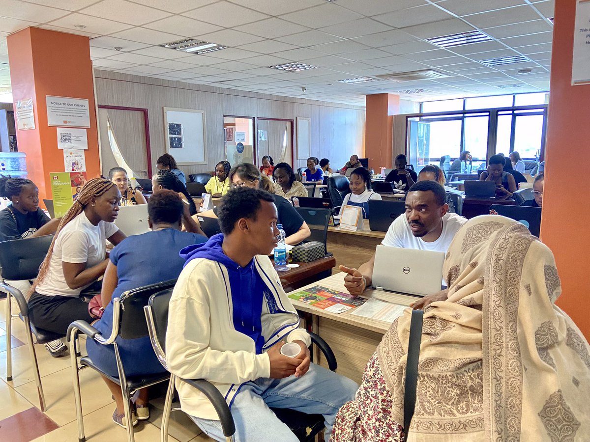 UniservEd's tweet photo. Thank you to everyone that attended our Mohawk College visit! It was your success.
#uniserveducation #MasterYourOwnDestiny #internationalstudents #Canada #Maamdamano #MainaAndKingangi #MondayAndThursday https://t.co/5BzMqXCnsA