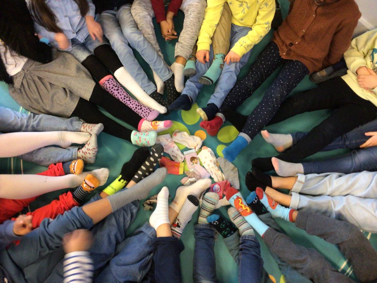 paola zakrewski (@paolazakrewski) on Twitter photo A @ecolecentre, nous faisons vivre nos valeurs au quotidien mais aussi par des actions: Engagement-épanouissement-entraide-curiosité
Tous différents, c'est normal non?#JourneeDeLaTrisomie21
<a href="/DSDEN_Aisne/">DSDEN de l'Aisne</a> <a href="/ienSoissons/">IEN SOISSONS</a> <a href="/soissons/">Ville de Soissons</a> A @ecolecentre, nous faisons vivre nos valeurs au quotidien mais aussi par des actions: Engagement-épanouissement-entraide-curiosité
Tous différents, c'est normal non?#JourneeDeLaTrisomie21
<a href="/DSDEN_Aisne/">DSDEN de l'Aisne</a> <a href="/ienSoissons/">IEN SOISSONS</a> <a href="/soissons/">Ville de Soissons</a>