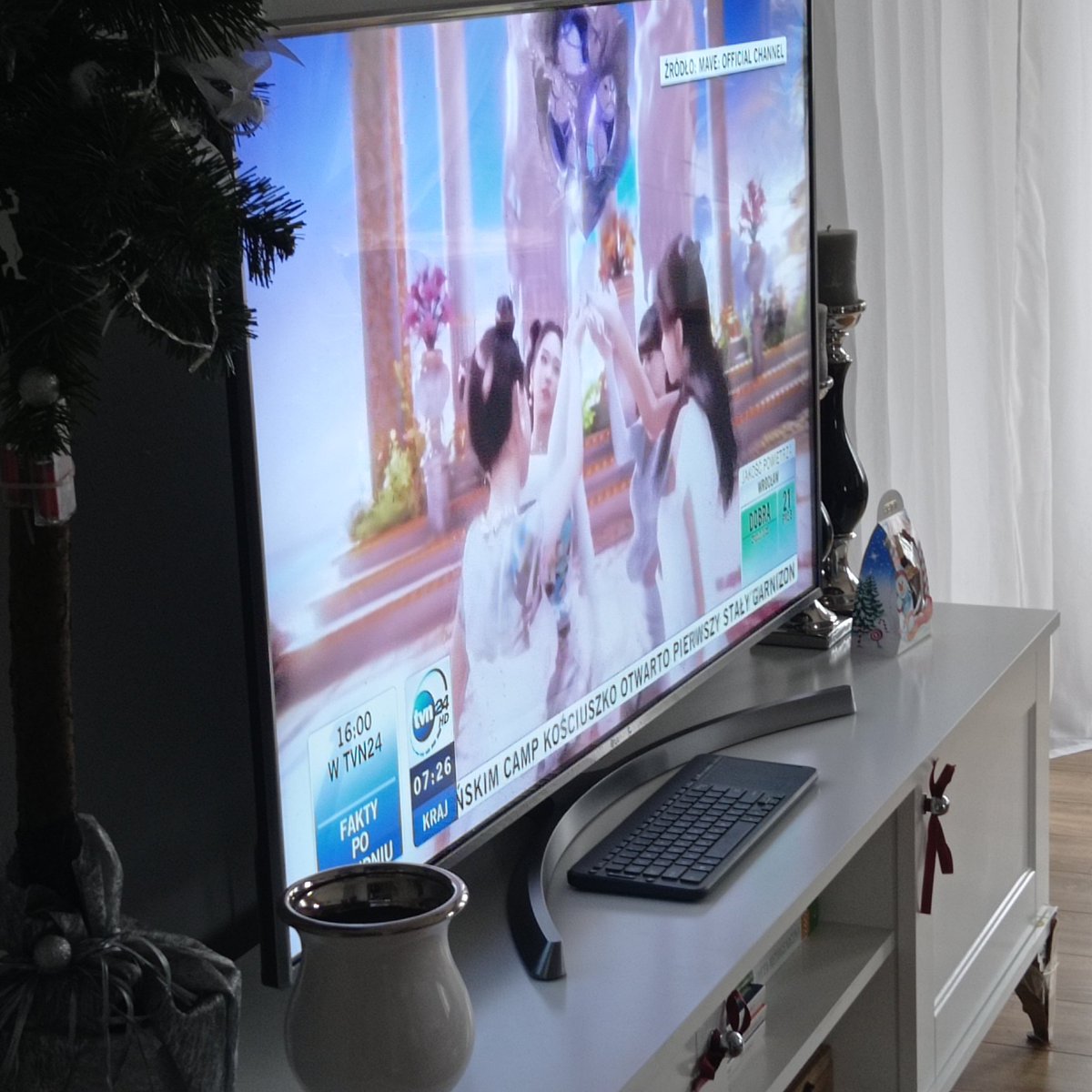 kaxakraksa's tweet photo. Mave w TVN? https://t.co/gWPysoRbkS