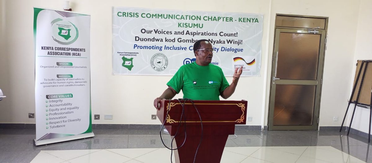 Journalists should not just rely on media houses for their livelihood but hat have alternatives.
<a href="/dw_akademie/">DW Akademie</a> 
<a href="/Kenya_CCC/">CCC - Kenya</a> 
<a href="/MediaCouncilK/">Media Council of Kenya</a> 
<a href="/TIKenya/">TI-Kenya</a>