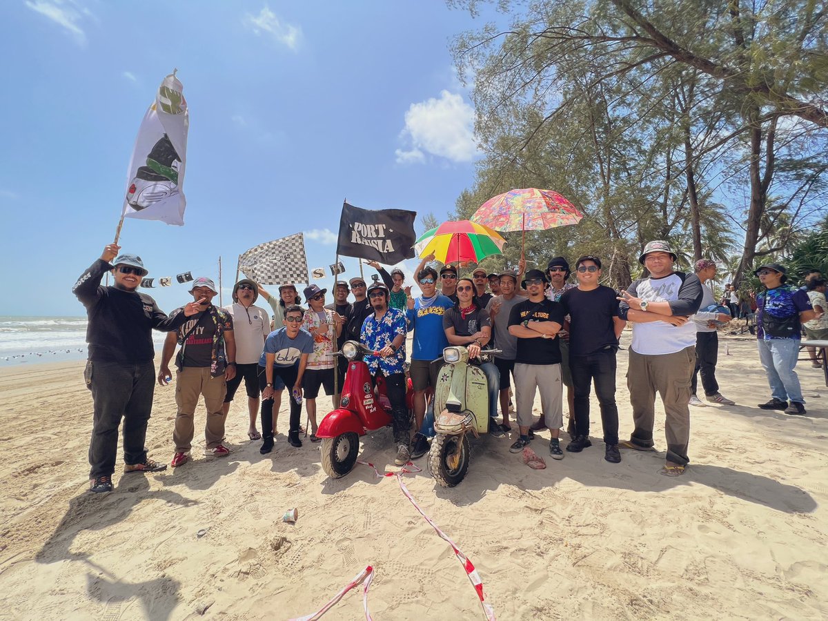 mesoLfaris's tweet photo. BBQ Calling! By iRON BEE vol.3 ⚡️ #mscscooter #portrahsia #ironbee #macherockcity https://t.co/T45lFJDvLm