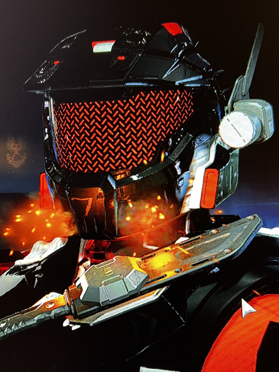 torlava's tweet image. I got the best armor. No contest.