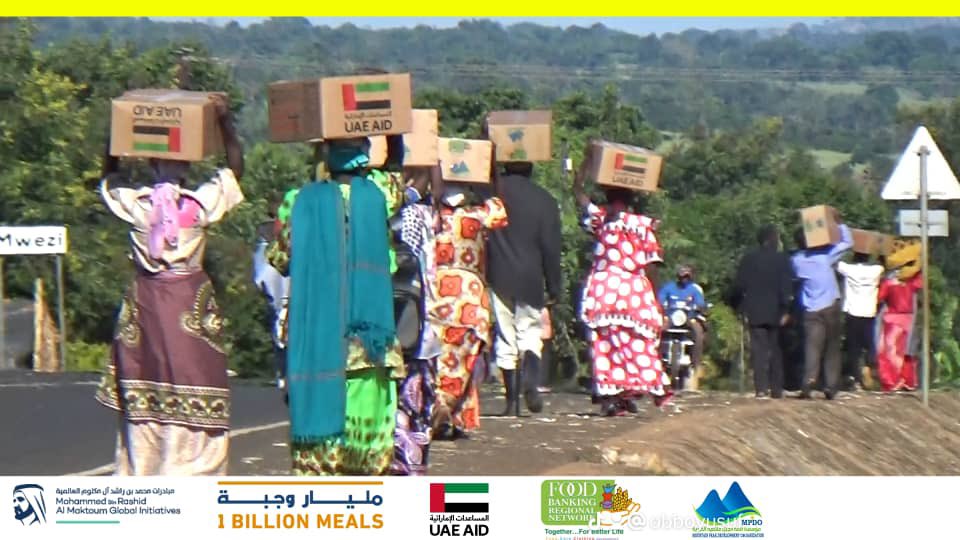 Foodbankingrn1's tweet photo. 5,000 feeding boxes are distributed to the most needy people in Uganda 🇺🇬. ١٥،٠٠٠ كرتونة إطعام تم توزيعها على العائلات الأكثر فقرا في أوغندا 🇺🇬 #اطعام #إطعام #جوع #معا_ضد_الجوع #حملة_المليار_وجبة #بنوك_الطعام #feeding #feedinghunger #hunger #uganda #food_bank #one_billion_meals https://t.co/eyNMdomsNO