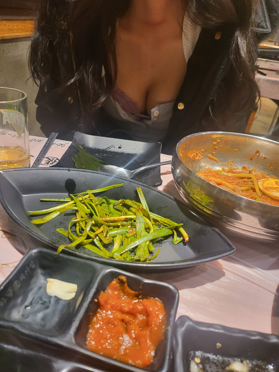 이번주 함께 스크린 치실 잘생긴 쏠남이나 부커분 계신가요!
디엠주세요