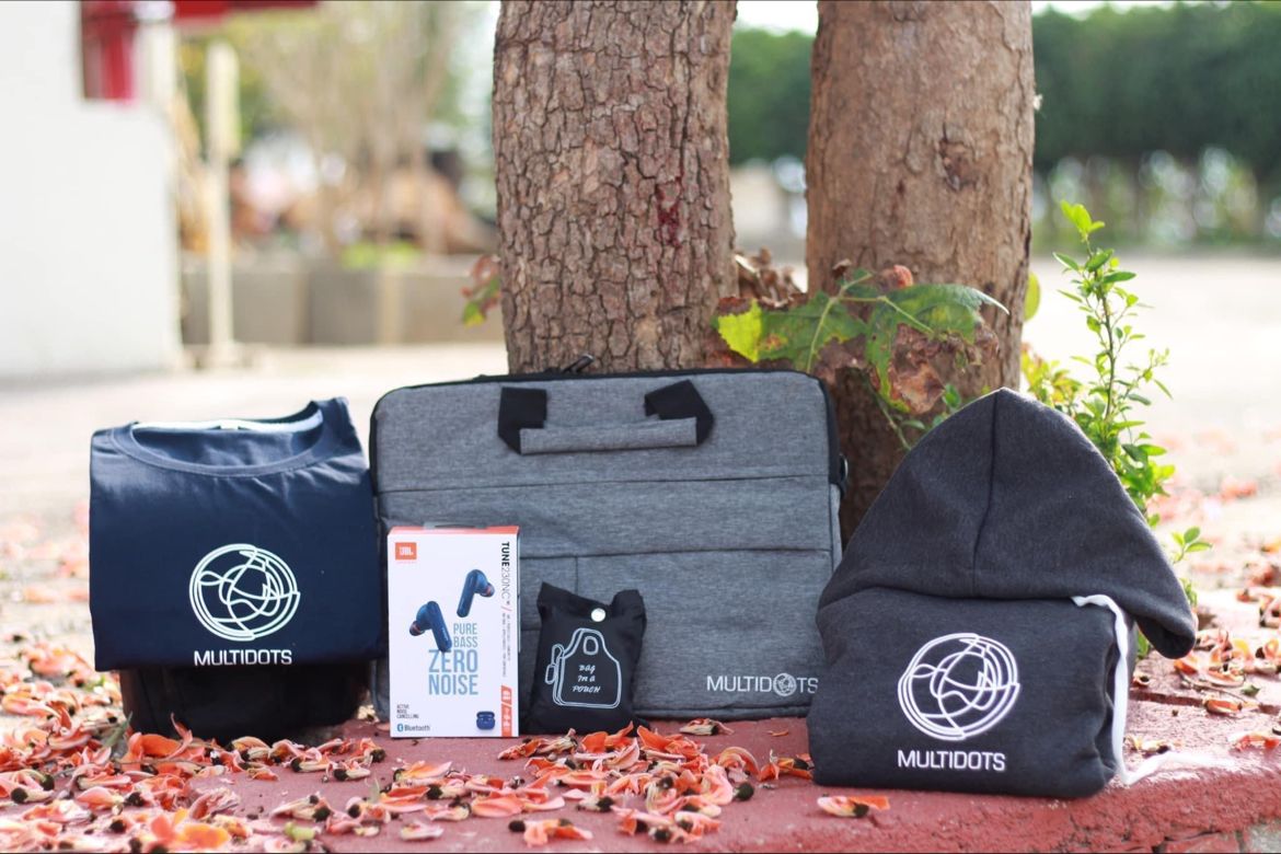 Nimesh2615's tweet image. I am proud to be part of a @multidots  Company that values its customers, employees, and company culture.

Thank you, @Multidots, for a lovely gift!

#Multidots