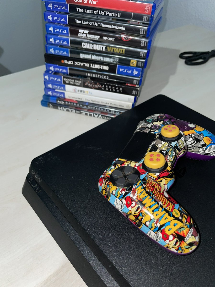 JanHoppus's tweet photo. También estamos vendiendo una play 4 pro 500gb a 300 euros con todos esos juegos !!!! Por si interesa 
LA SWITCH AHORA MISMO LA TENGO APALABRADA POR SI VEIS QUE NO OS HE DICHO NADA. GRACIAS POR LA DIFUSIÓN, VUESTRA PREOCUPACIÓN E INTERÉS Y OBVIAMENTE POR LAS DONACIONES https://t.co/9m7fUJFOkG
